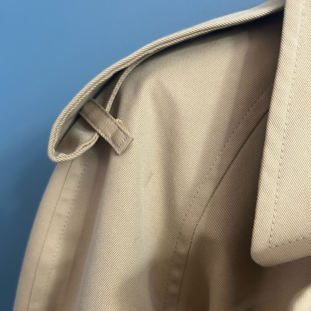 Burberry Cropped Gabardine Trench Coat - Picture 13 of 13